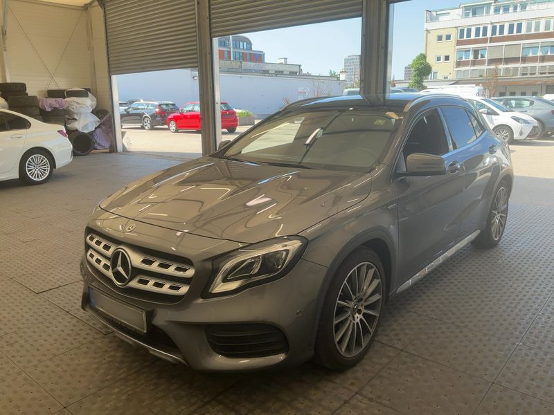 Mercedes-Benz GLA-Klasse GLA 200 Urban Style Edition 2019 – снимка 1