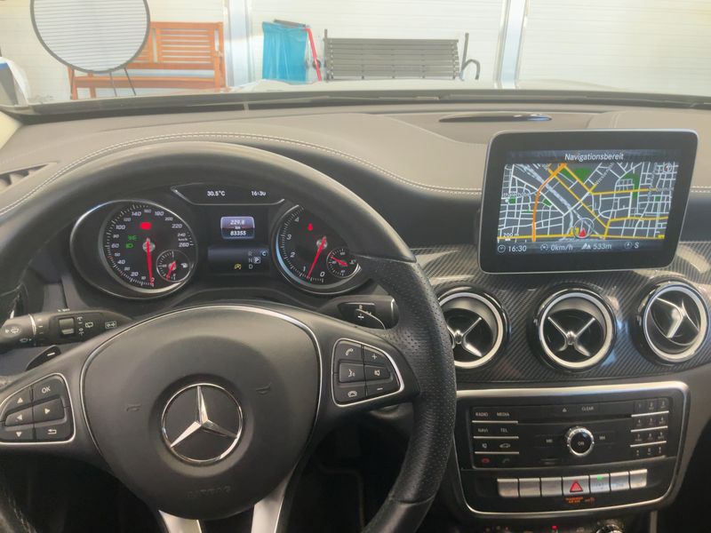 Mercedes-Benz GLA-Klasse GLA 200 Urban Style Edition 2019 – снимка 18