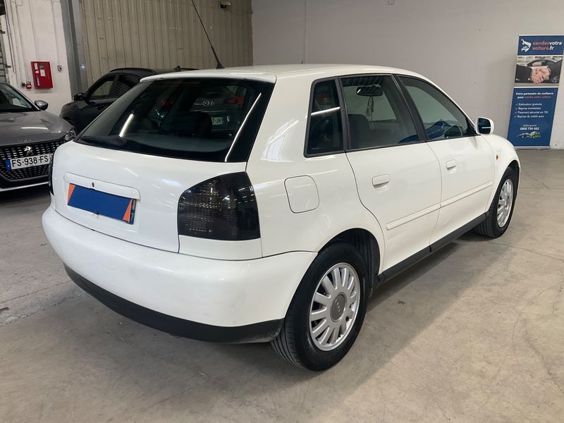 Audi A3 1.9 TDI Ambiente 2000 – снимка 2