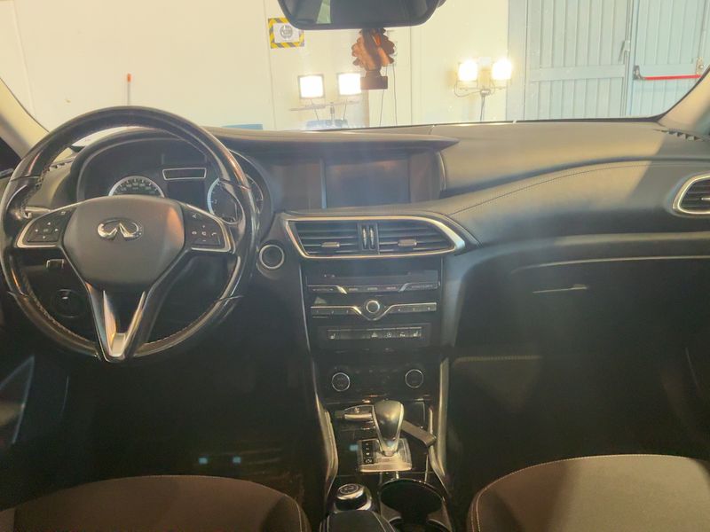 Infiniti QX30 2.2 Diesel Premium Tech 2017 – снимка 17