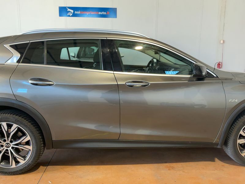 Infiniti QX30 2.2 Diesel Premium Tech 2017 – снимка 10