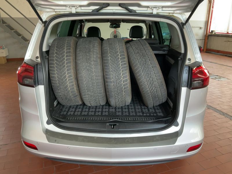 Opel Zafira Tourer 1.4 Turbo Active 2016 – снимка 16