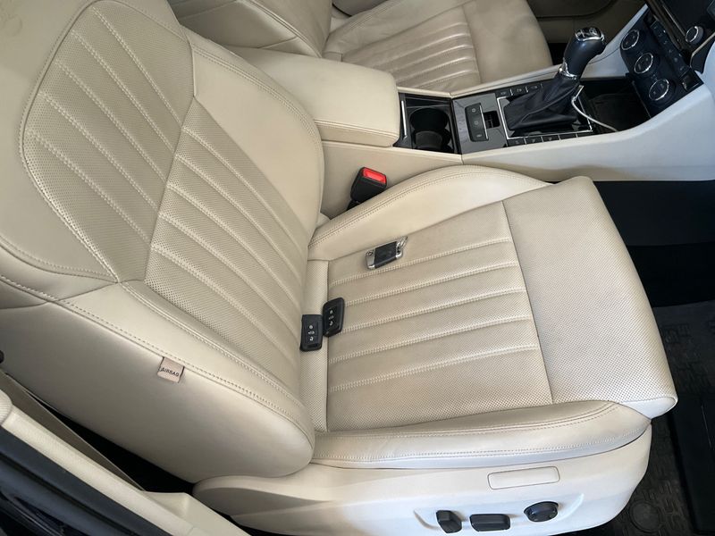 Skoda Superb 2.0 TSI Laurin & Klement 4x4 2016 – снимка 36