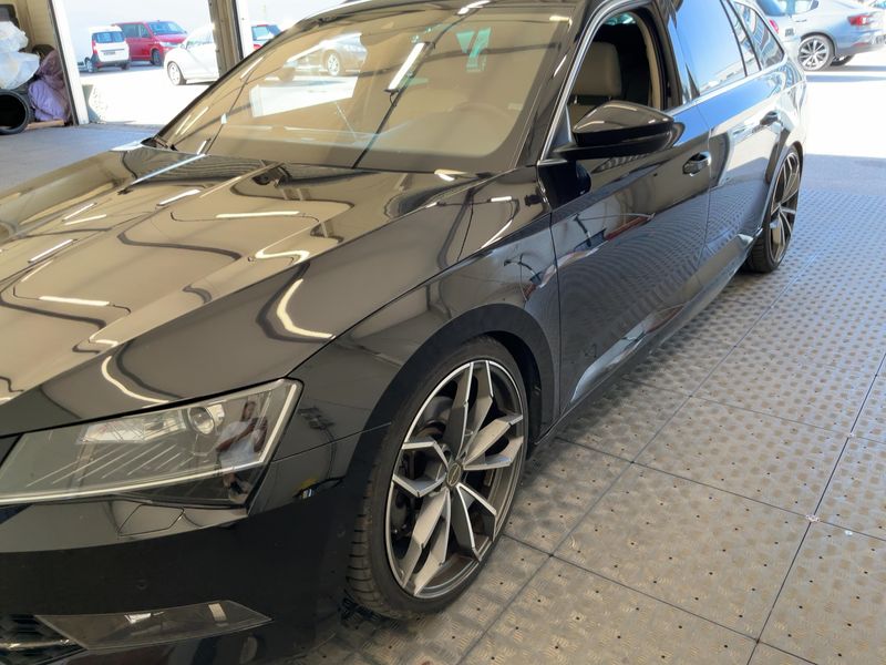 Skoda Superb 2.0 TSI Laurin & Klement 4x4 2016 – снимка 2