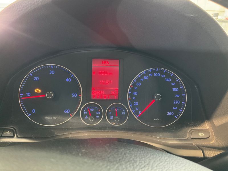 Volkswagen Jetta 2.0 TDI Sportline 2006 – снимка 4