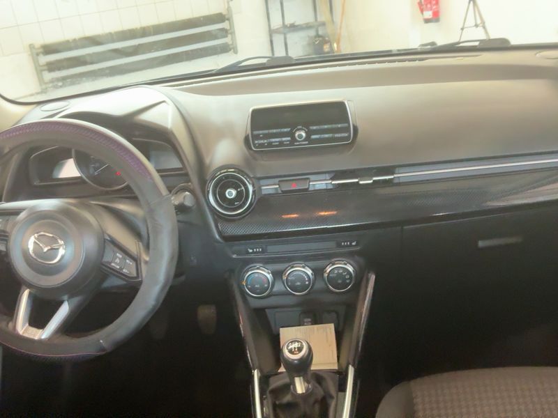 Mazda 2 1.5 Center-Line 2019 – снимка 18