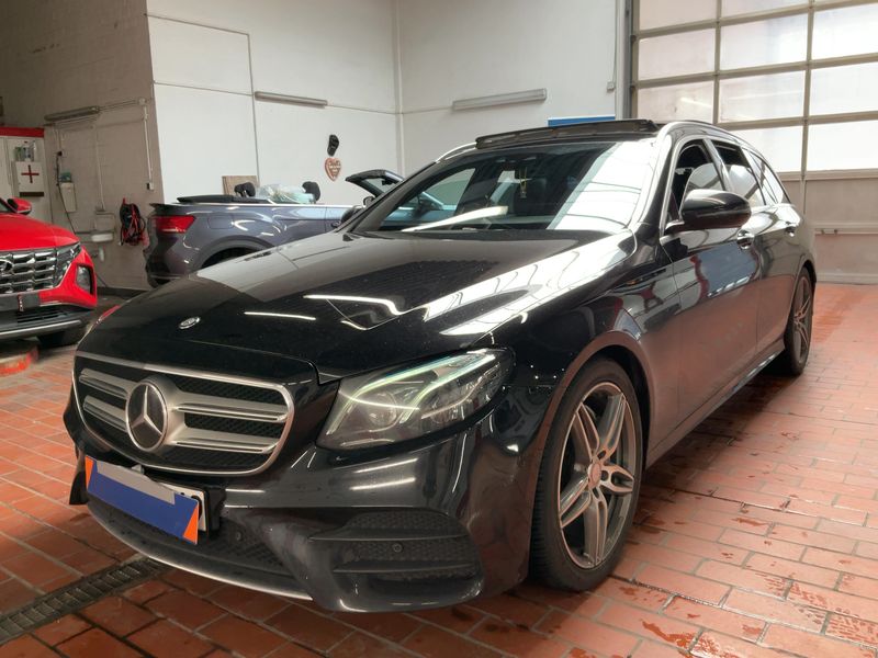 Mercedes-Benz E-Klasse E 220 d AMG Line 2017 – снимка 1