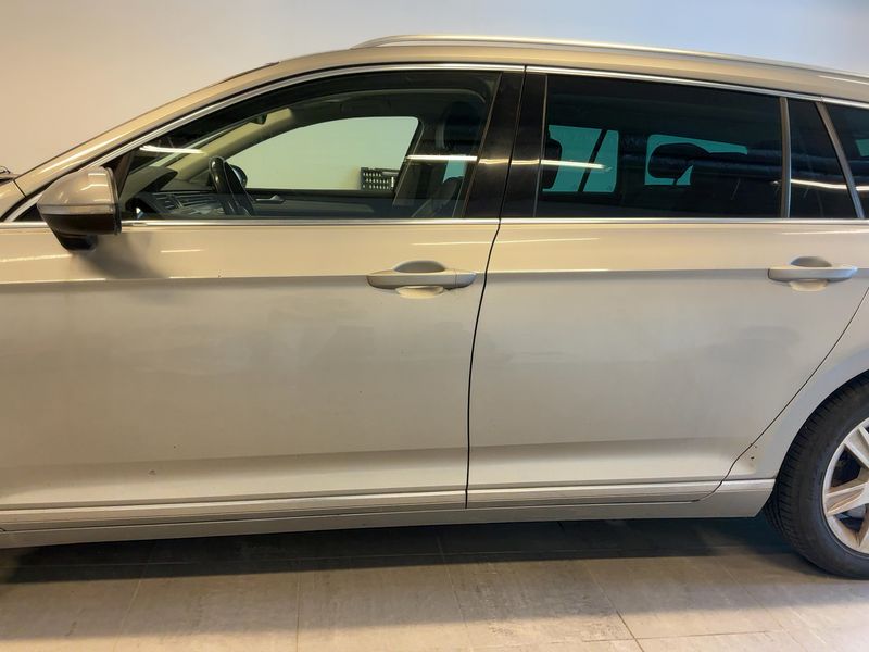 Volkswagen Passat 2.0 TDI Highline 4Motion BlueMotion Tech 2015 – снимка 4