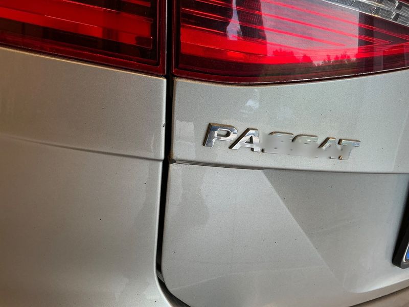 Volkswagen Passat 2.0 TDI Highline 4Motion BlueMotion Tech 2015 – снимка 51