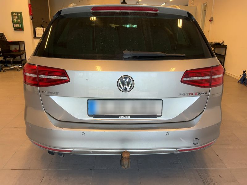Volkswagen Passat 2.0 TDI Highline 4Motion BlueMotion Tech 2015 – снимка 7