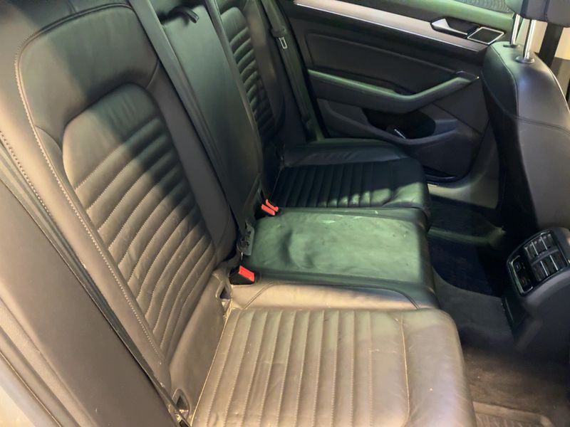Volkswagen Passat 2.0 TDI Highline 4Motion BlueMotion Tech 2015 – снимка 20
