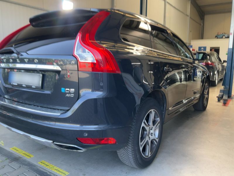 Volvo XC60 2.4 D5 Summum AWD 2013 – снимка 8