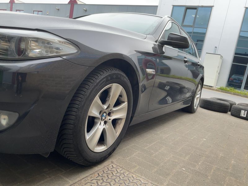 BMW 5er 520d 2013 – снимка 2