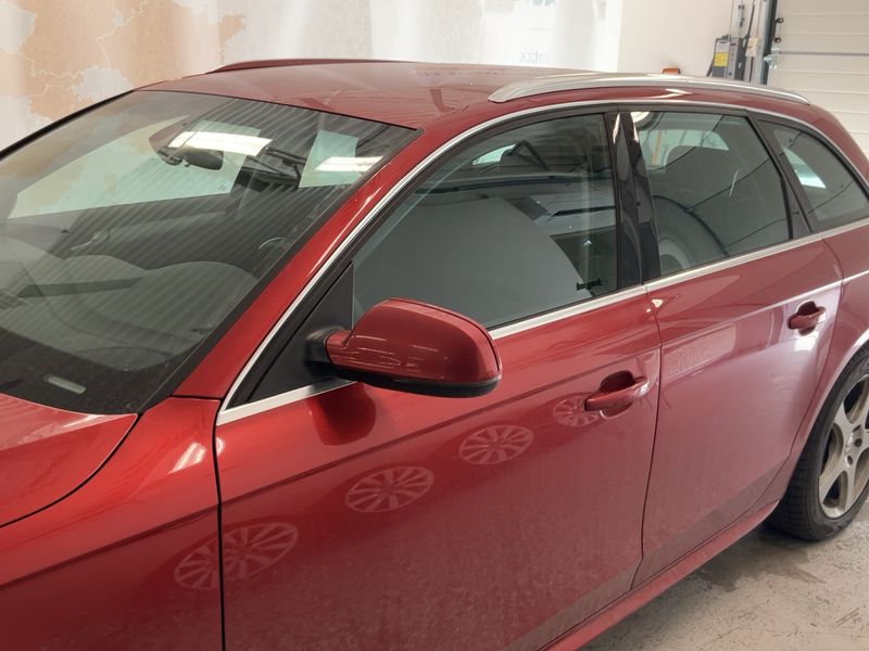 Audi A4 2.0 TDI quattro Attraction 2013 – снимка 4