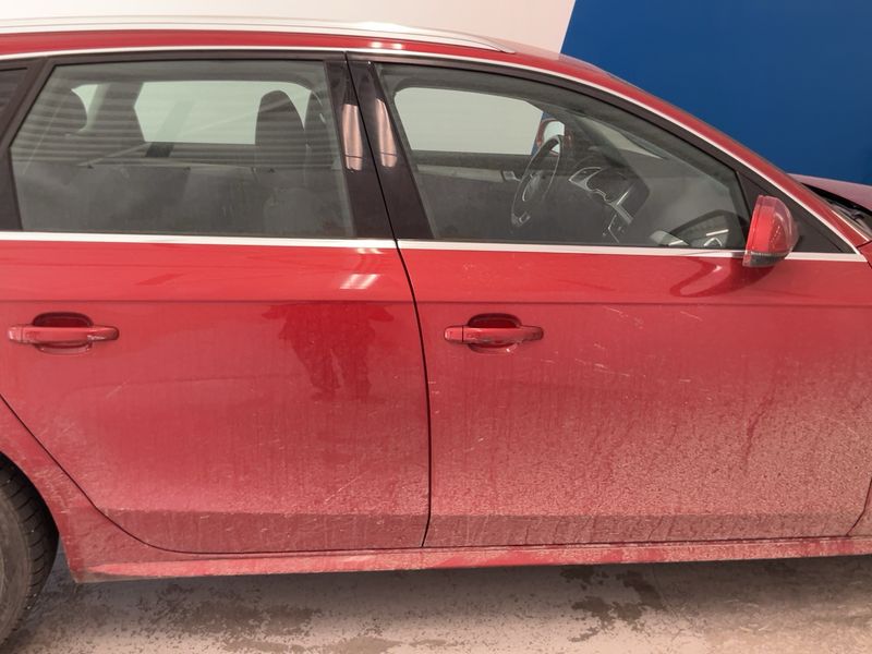 Audi A4 2.0 TDI quattro Attraction 2013 – снимка 10