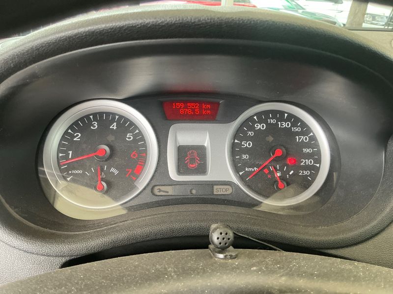 Renault Clio 1.2 Expression 2009 – снимка 4