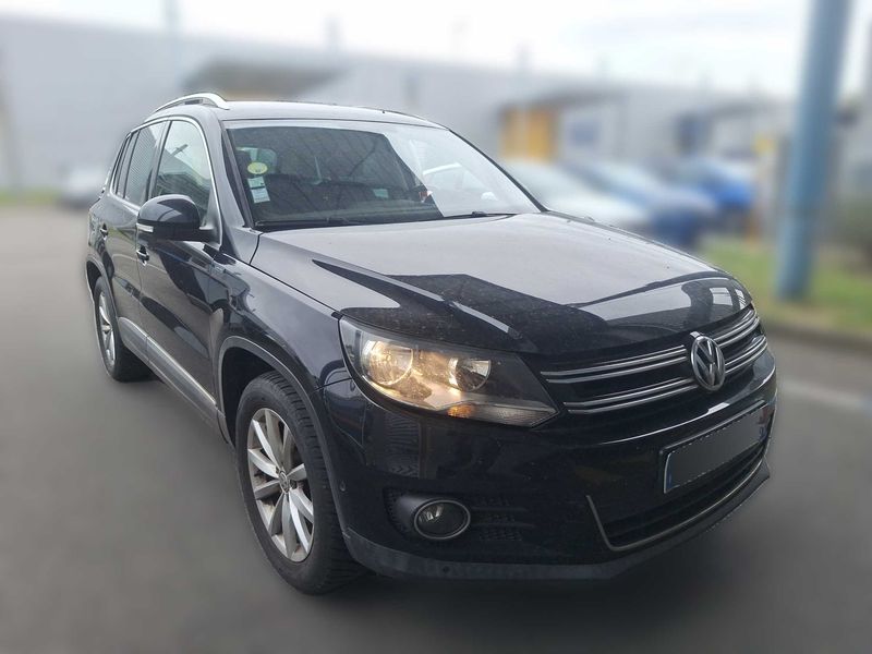 Volkswagen Tiguan 2.0 TDI Lounge BlueMotion Tech 2015 – снимка 6