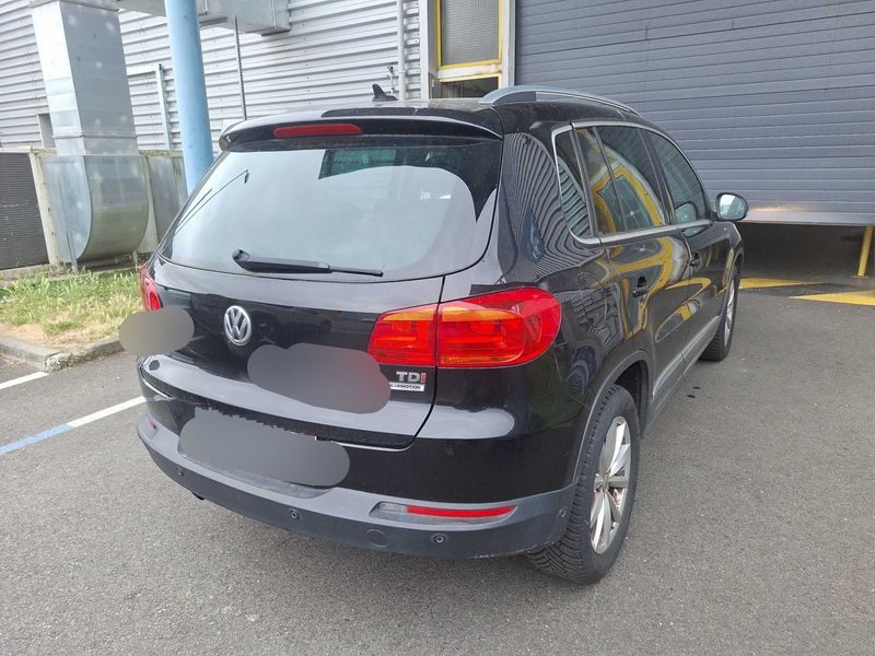 Volkswagen Tiguan 2.0 TDI Lounge BlueMotion Tech 2015 – снимка 5