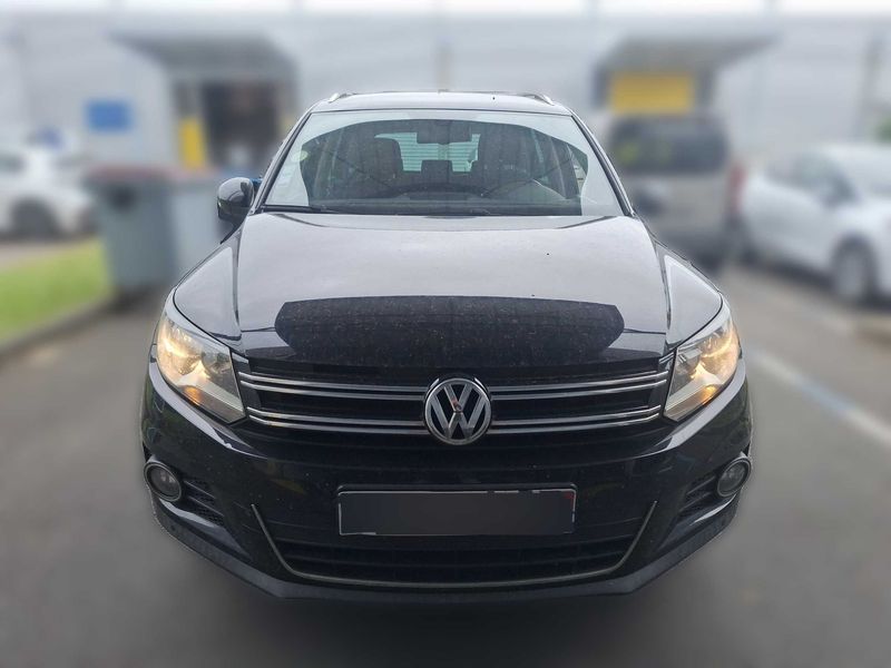 Volkswagen Tiguan 2.0 TDI Lounge BlueMotion Tech 2015 – снимка 7