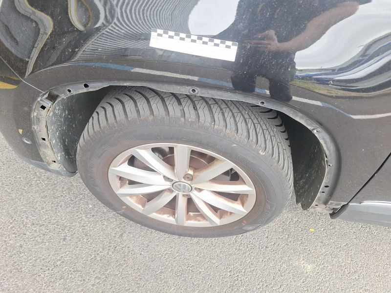 Volkswagen Tiguan 2.0 TDI Lounge BlueMotion Tech 2015 – снимка 44