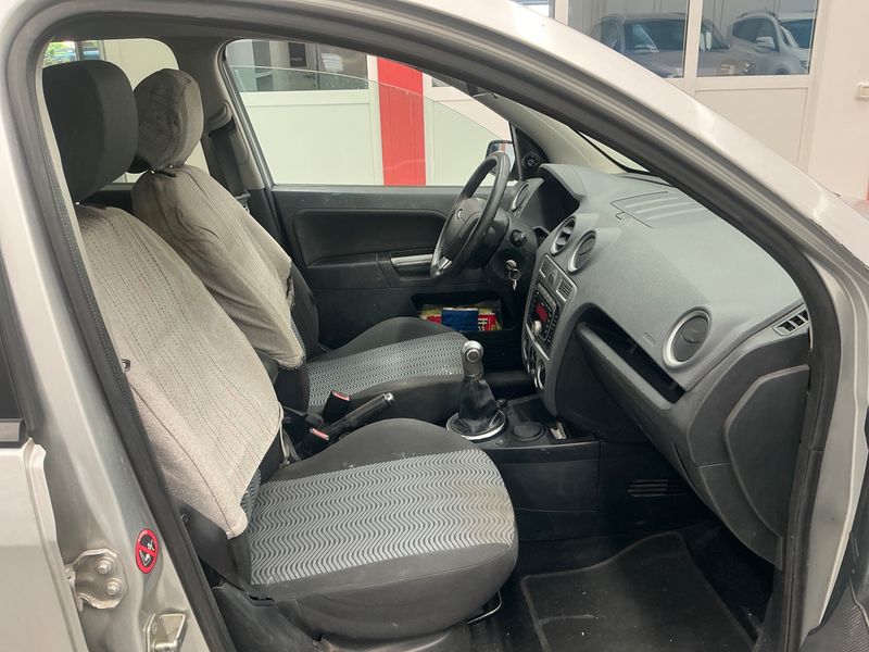 Ford Fusion 1.4 Plus 2010 – снимка 3