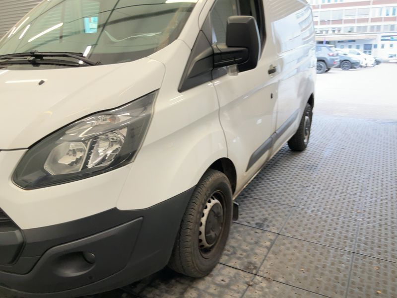 Ford Transit 2.0 TDCi 310 L1 2017 – снимка 2