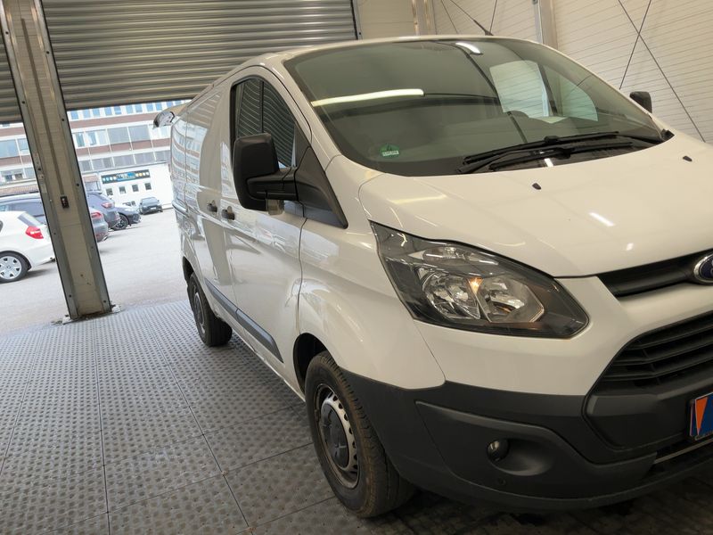 Ford Transit 2.0 TDCi 310 L1 2017 – снимка 12