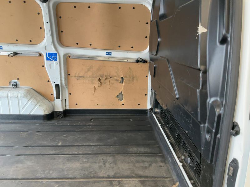 Ford Transit 2.0 TDCi 310 L1 2017 – снимка 19