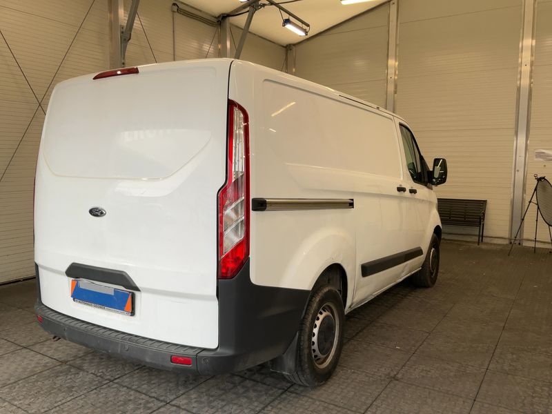 Ford Transit 2.0 TDCi 310 L1 2017 – снимка 8