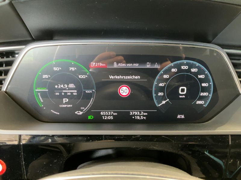 Audi e-tron Sportback 50 quattro S line 2021 – снимка 18