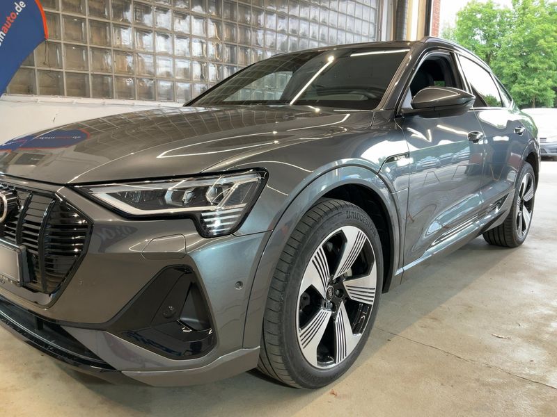 Audi e-tron Sportback 50 quattro S line 2021 – снимка 2