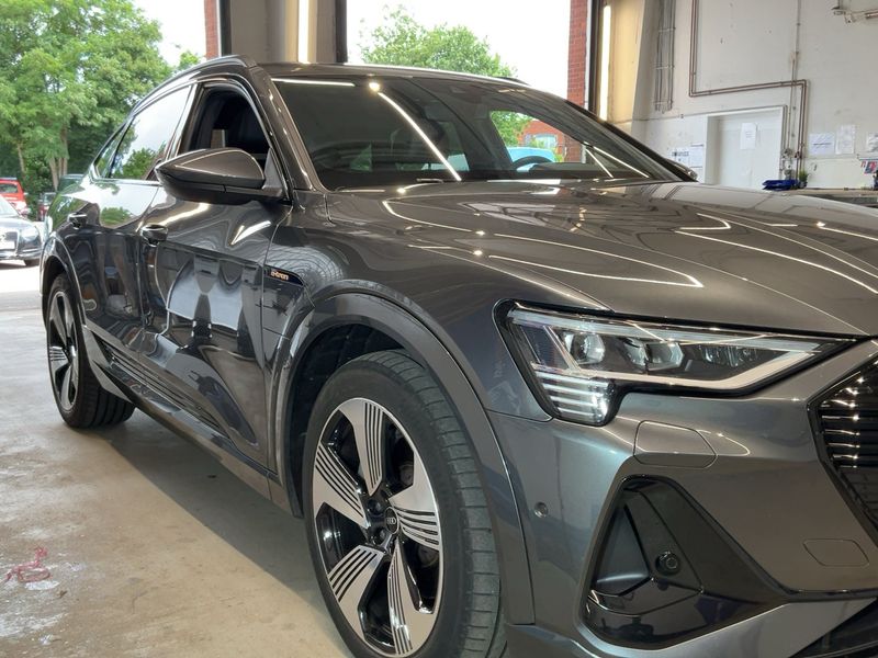 Audi e-tron Sportback 50 quattro S line 2021 – снимка 12