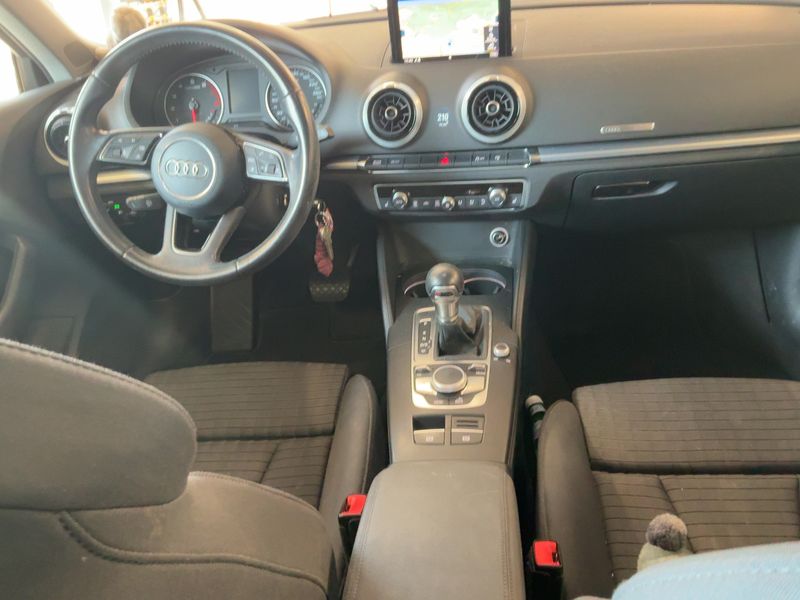 Audi A3 Sportback 1.4 TFSI ACT Sport 2017 – снимка 18