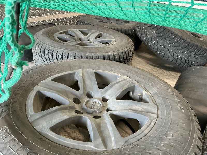 Toyota Hilux 2.4 D-4D Single Cab Duty 4x4 2020 – снимка 15
