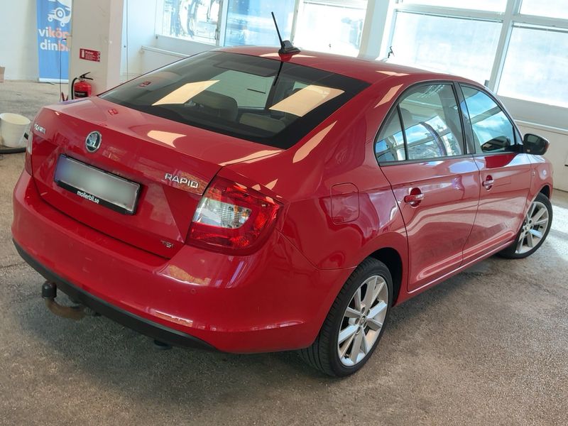 Skoda Rapid 1.2 TSI Elegance 2013 – снимка 8