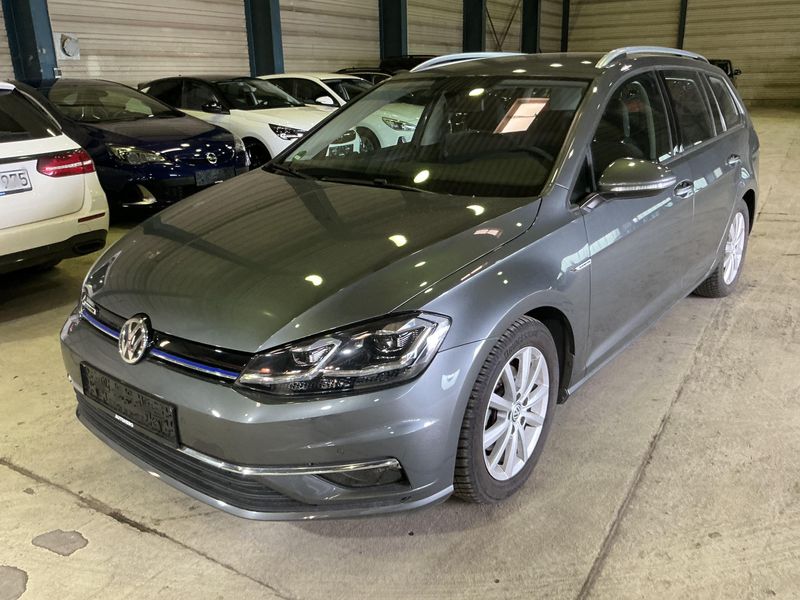 Volkswagen Golf VII 1.5 TSI ACT Comfortline BlueMotion Tech 2018 – снимка 2