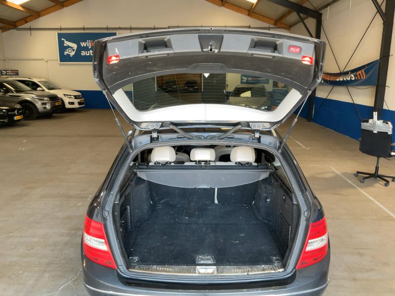 Mercedes-Benz C-Klasse C 300 CDI T 4Matic BlueEfficiency Avantgarde 2012 – снимка 15