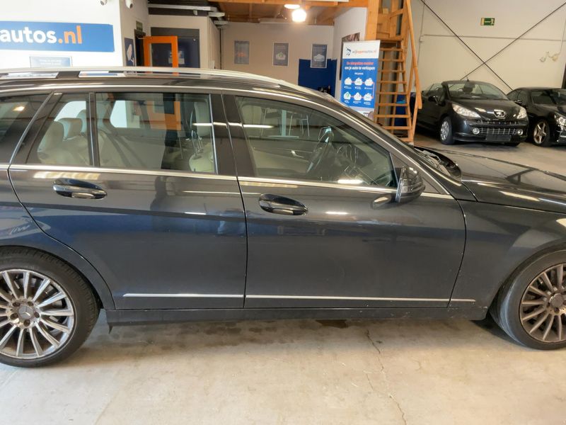 Mercedes-Benz C-Klasse C 300 CDI T 4Matic BlueEfficiency Avantgarde 2012 – снимка 10