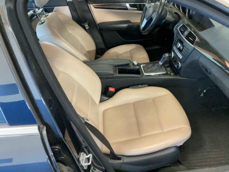Mercedes-Benz C-Klasse C 300 CDI T 4Matic BlueEfficiency Avantgarde 2012 – снимка 16