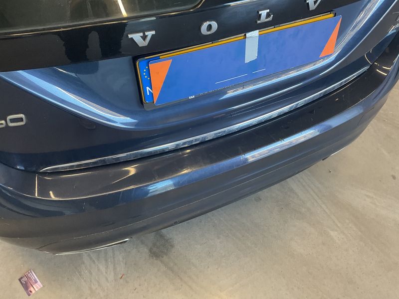Volvo V60 2.4 D6 Plug-in Hybrid Summum AWD 2014 – снимка 22