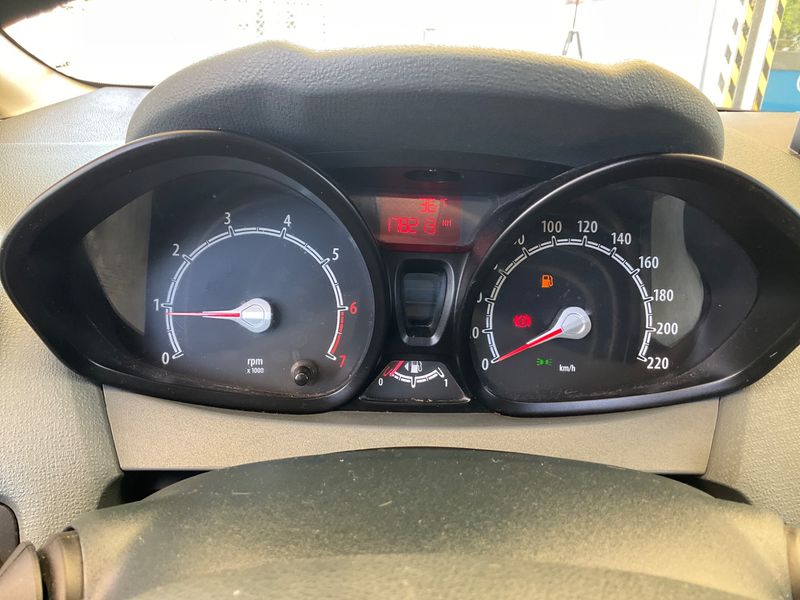 Ford Fiesta 1.25 Trend 2010 – снимка 4
