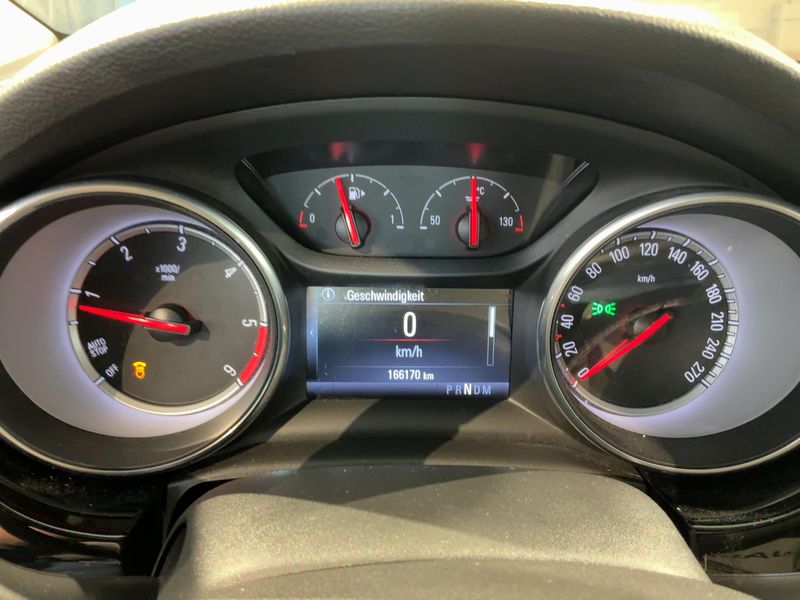 Opel Astra 1.6 CDTI Innovation Start&Stop 2019 – снимка 19