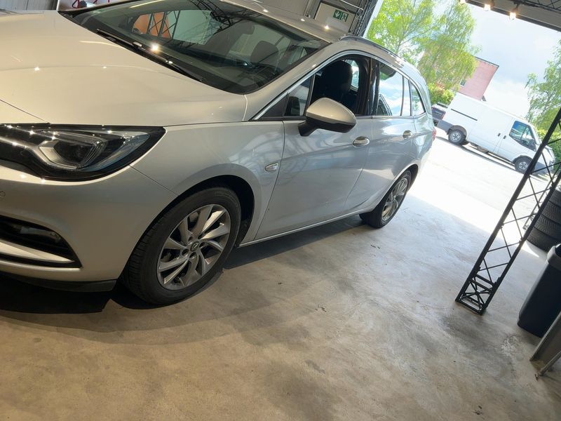 Opel Astra 1.6 CDTI Innovation Start&Stop 2019 – снимка 2
