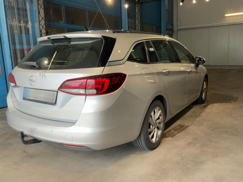 Opel Astra 1.6 CDTI Innovation Start&Stop 2019 – снимка 8