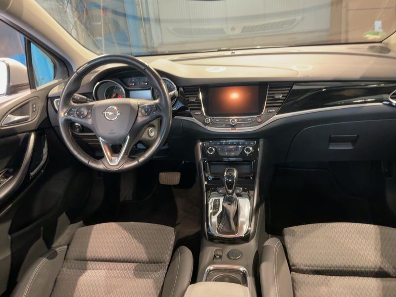 Opel Astra 1.6 CDTI Innovation Start&Stop 2019 – снимка 18