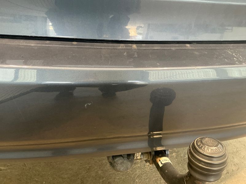 Toyota Avensis 1.8 Comfort 2011 – снимка 31