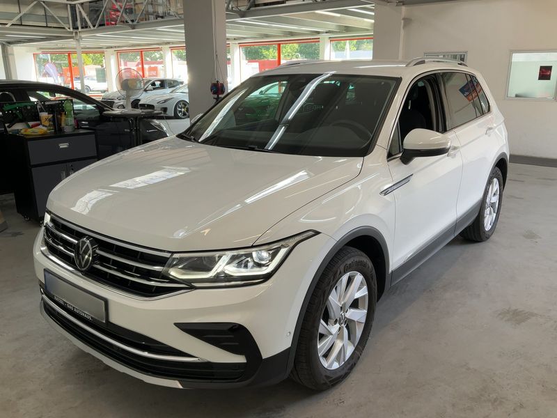 Volkswagen Tiguan 2.0 TDI Elegance 4Motion 2024 – снимка 1