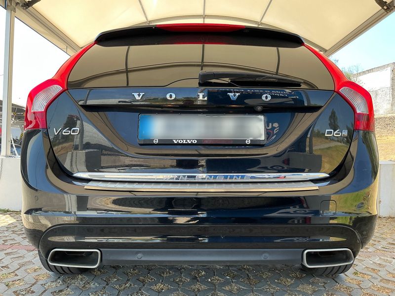 Volvo V60 2.4 D6 Plug-in Hybrid Summum AWD 2018 – снимка 7