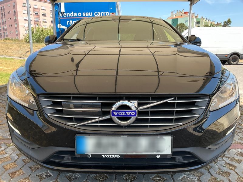 Volvo V60 2.4 D6 Plug-in Hybrid Summum AWD 2018 – снимка 14