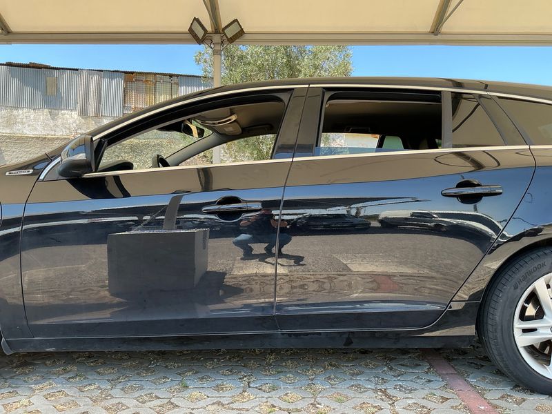 Volvo V60 2.4 D6 Plug-in Hybrid Summum AWD 2018 – снимка 4